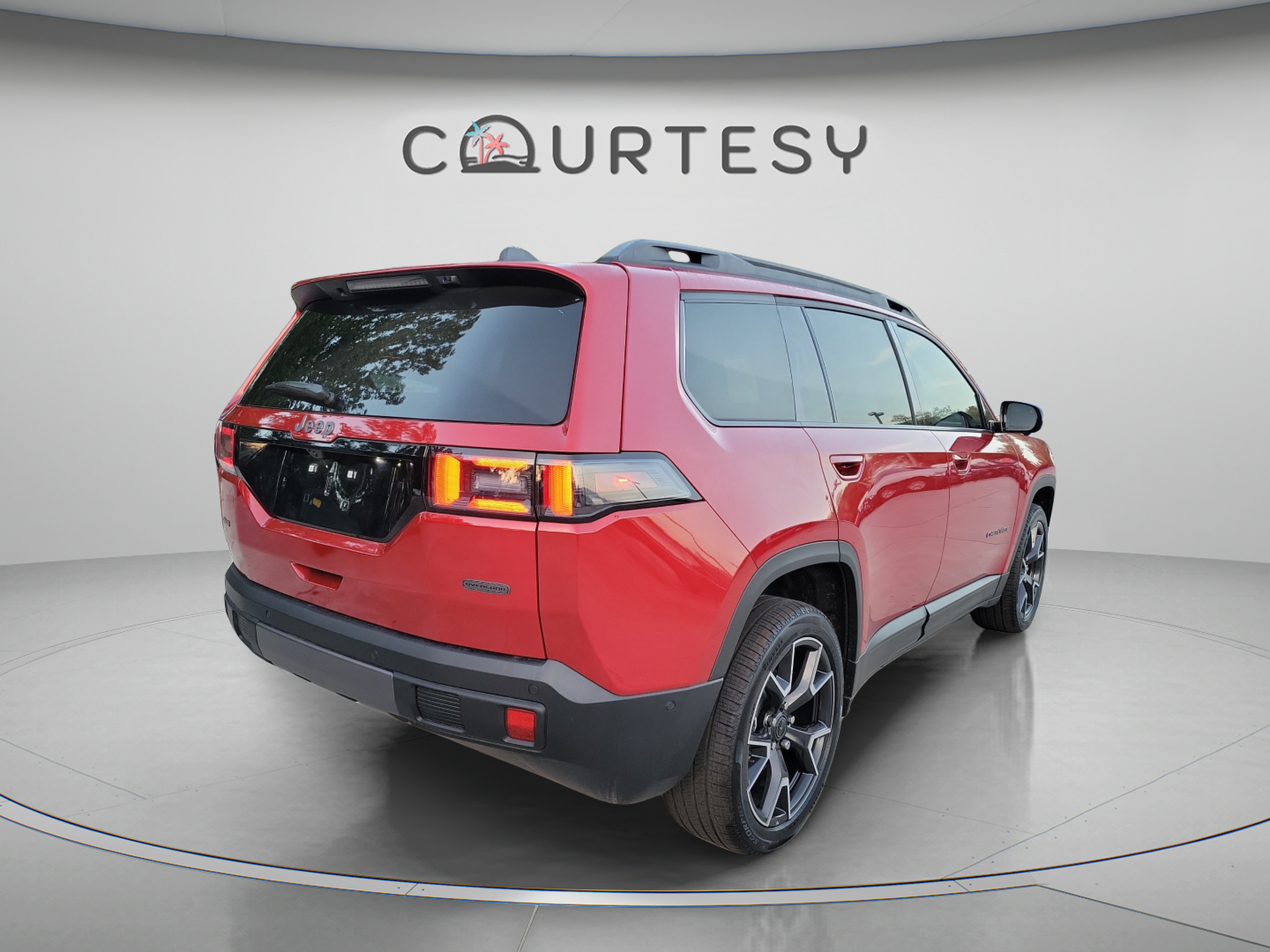 New 2026 Jeep Cherokee Overland w/ Advanced Pro Tech Group AWD/4WD image 3