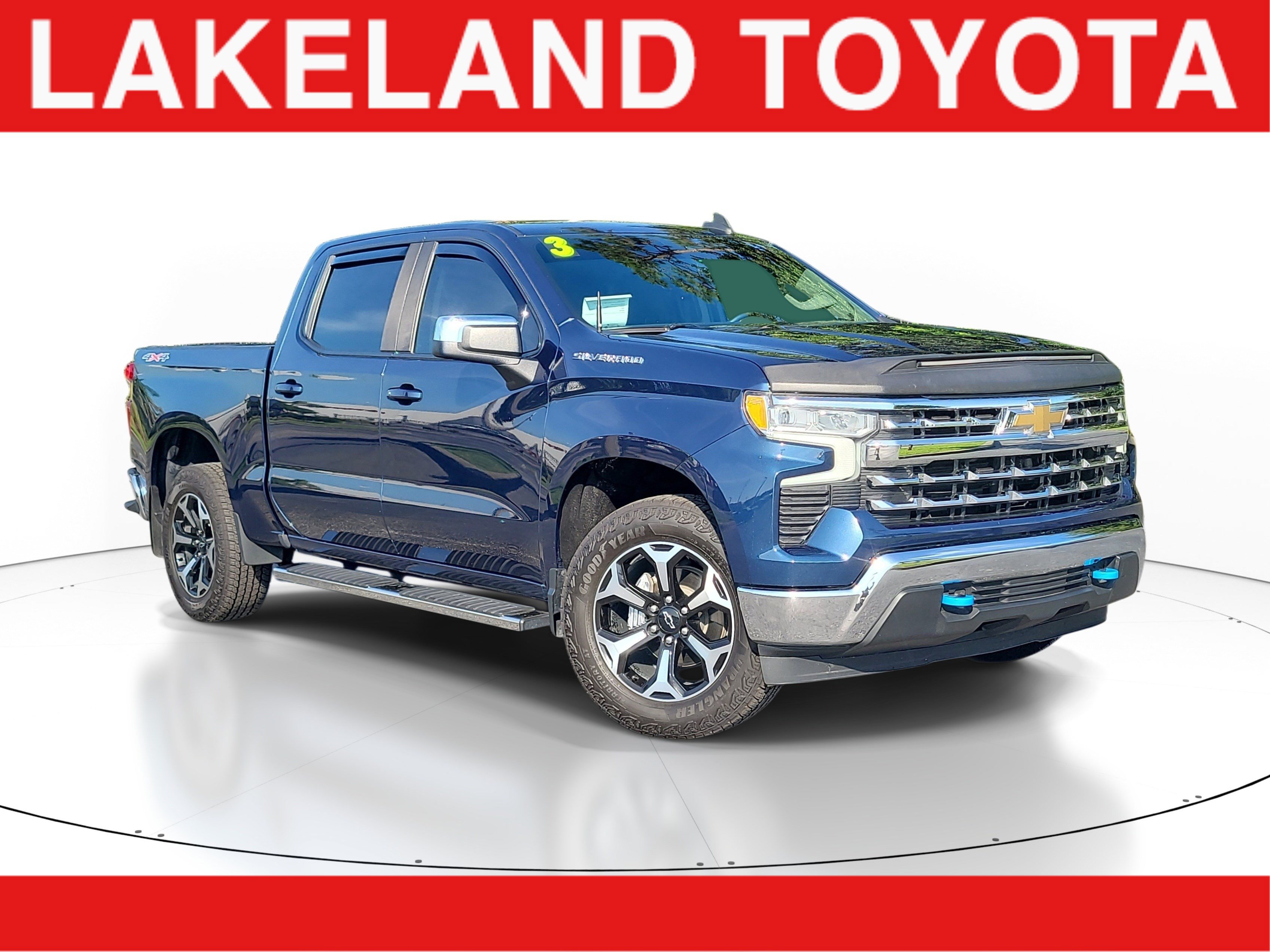 Used 2023 Chevrolet Silverado 1500 LT AWD/4WD image 1