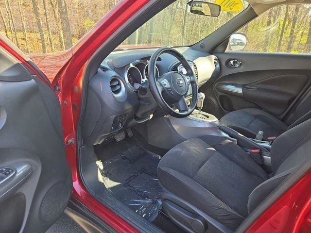 Used 2011 Nissan Juke SV image 10