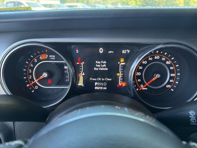 Used 2018 Jeep Wrangler Unlimited Sahara AWD/4WD image 20