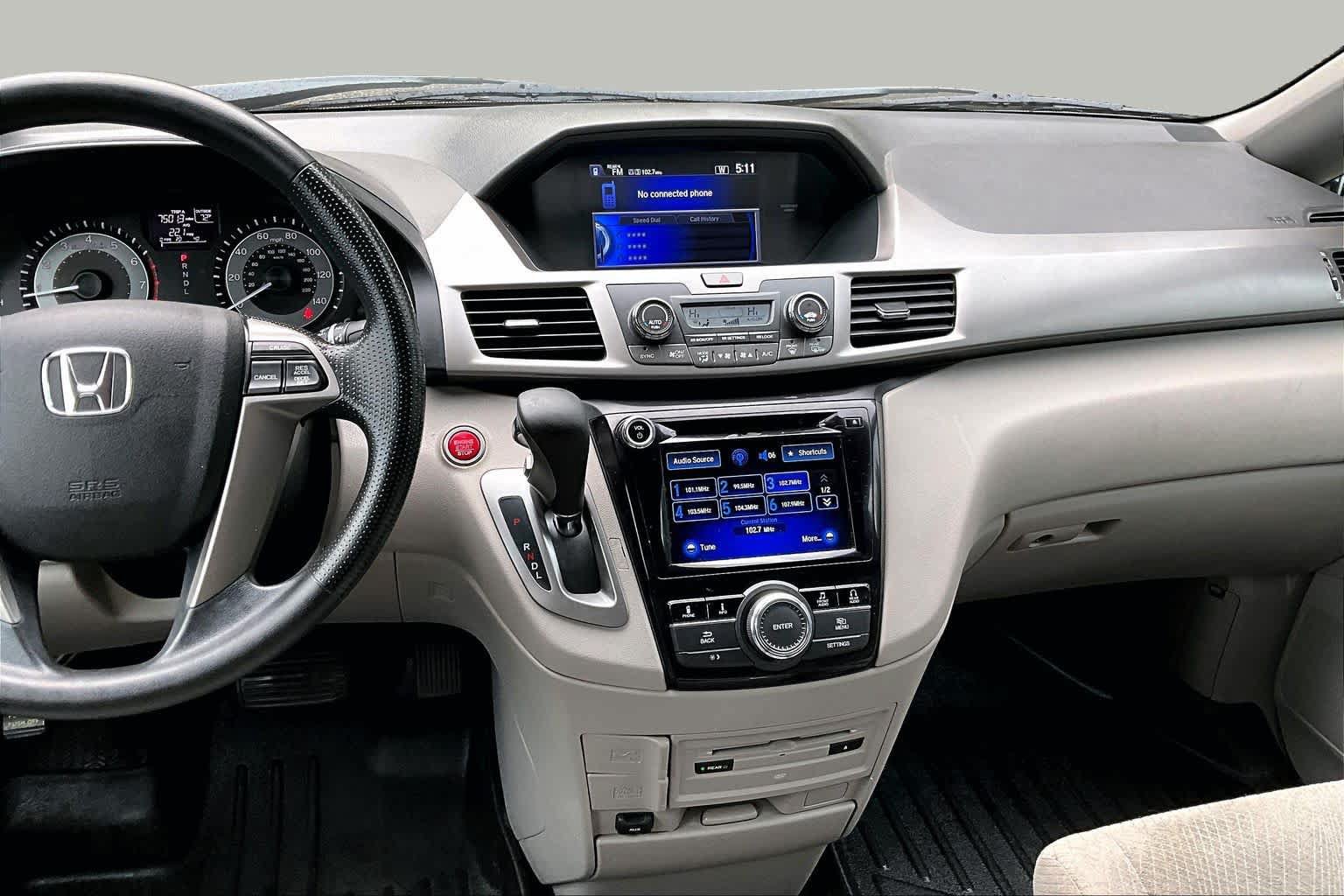 Used 2016 Honda Odyssey SE image 7