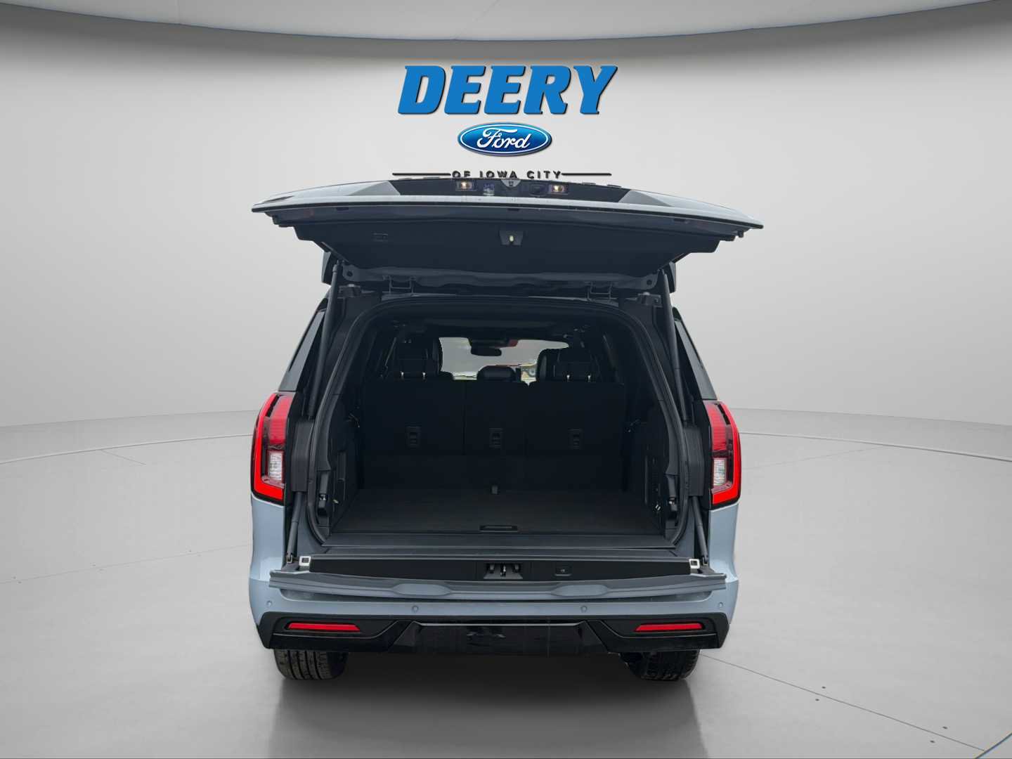 New 2026 Ford Expedition Max Platinum w/ Stealth Performance Package image 9