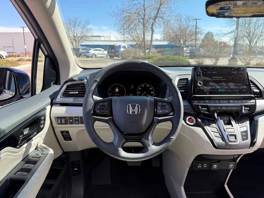 New 2026 Honda Odyssey Elite image 3