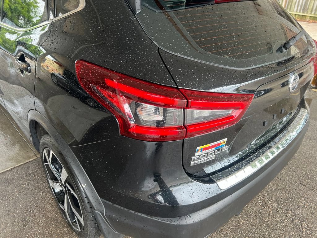 Used 2020 Nissan Rogue Sport SL w/ Premium Package AWD/4WD image 36