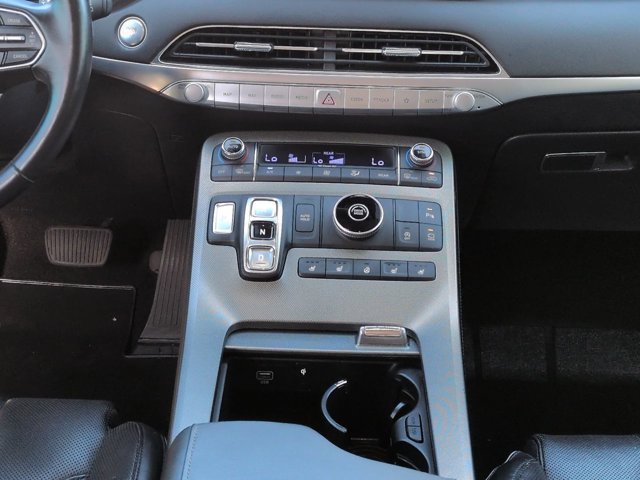 Used 2022 Hyundai Palisade Limited FWD image 18