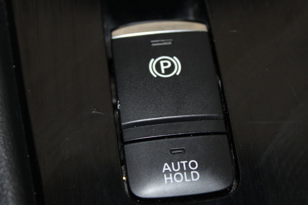 Used 2022 Nissan Rogue SV image 36