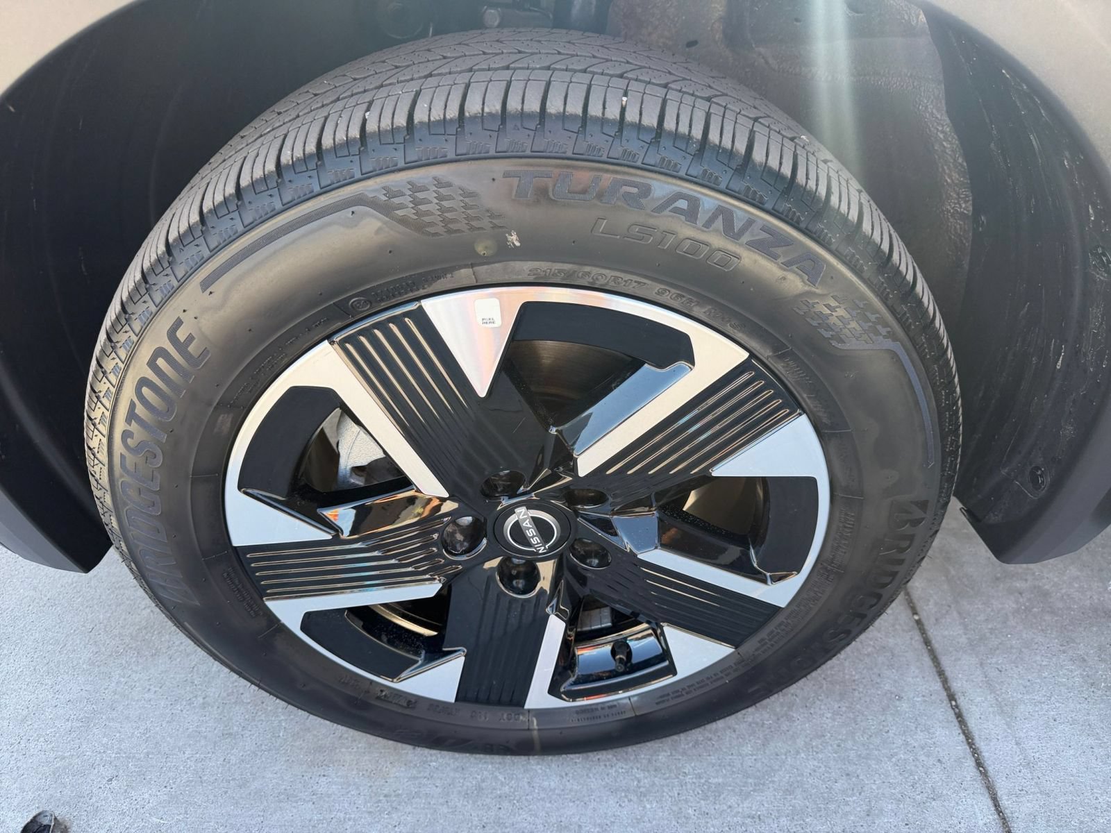 Used 2026 Nissan Kicks SV w/ Cold Weather Package AWD/4WD image 28