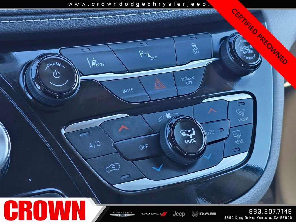 Certified 2024 Chrysler Pacifica Select image 27