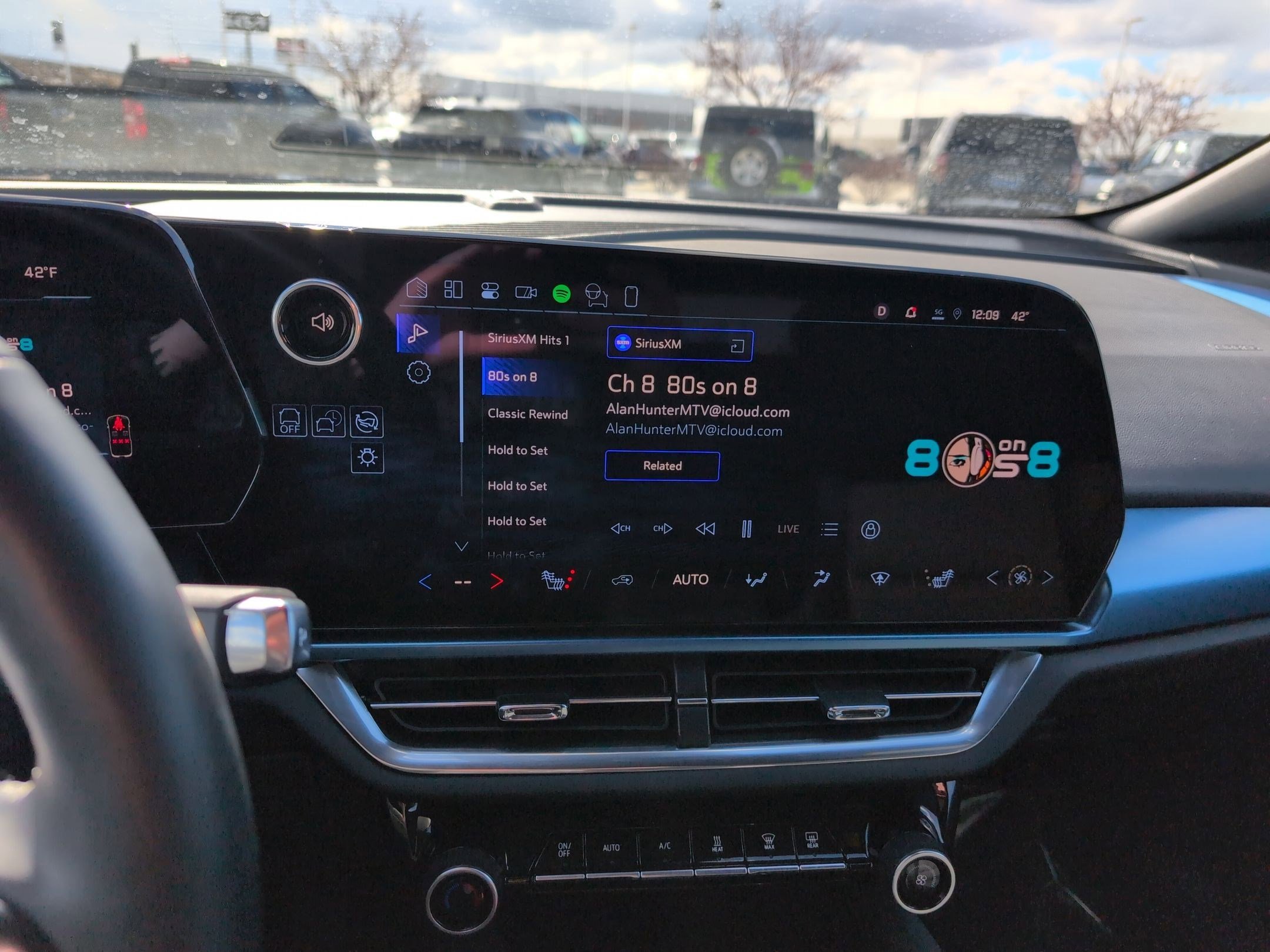 Certified 2024 Chevrolet Equinox EV LT w/ LPO, All-Weather Mat Package image 17