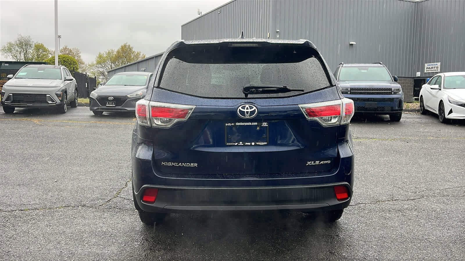 Used 2015 Toyota Highlander XLE AWD/4WD image 5