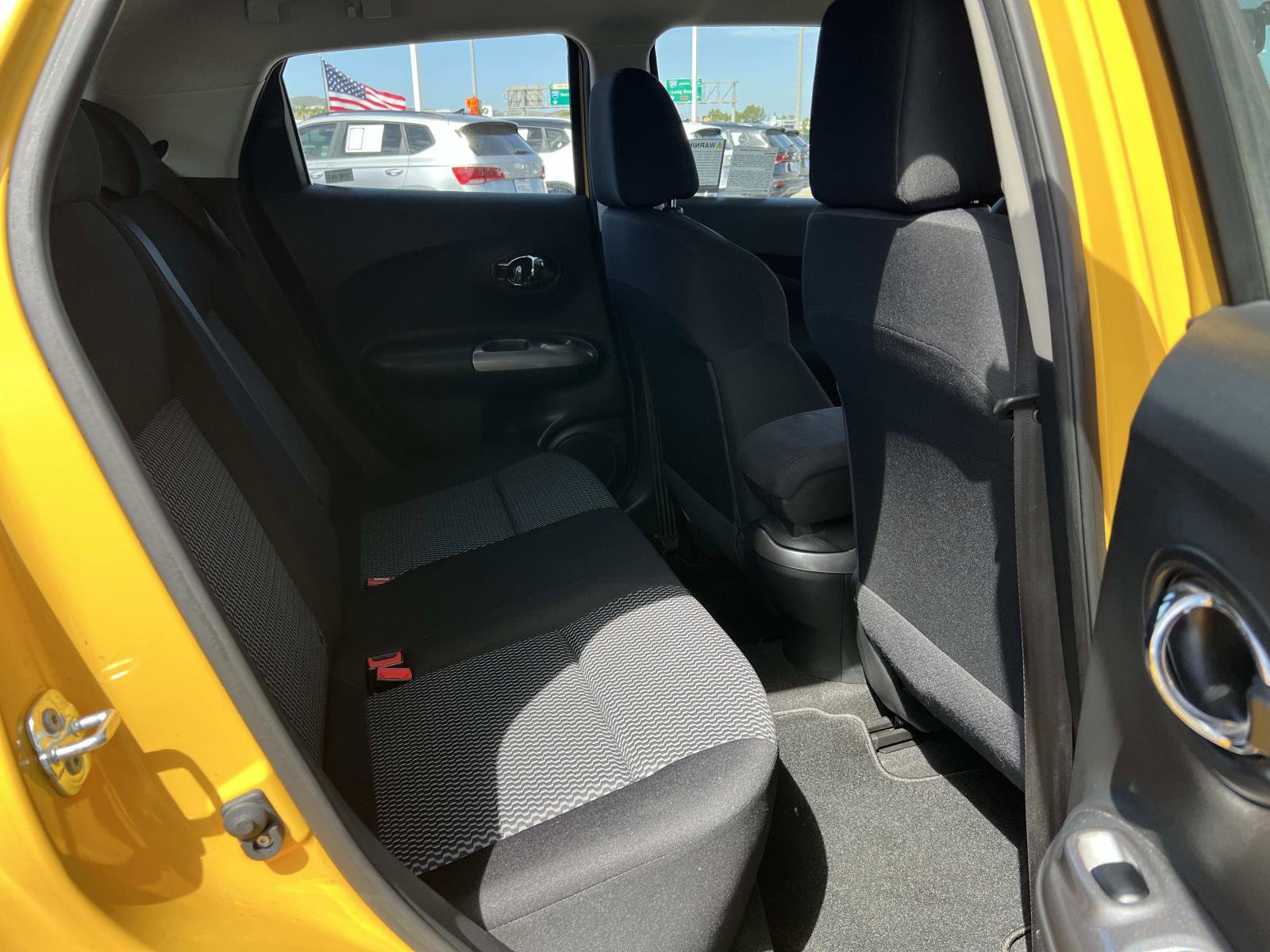 Used 2016 Nissan Juke S image 27