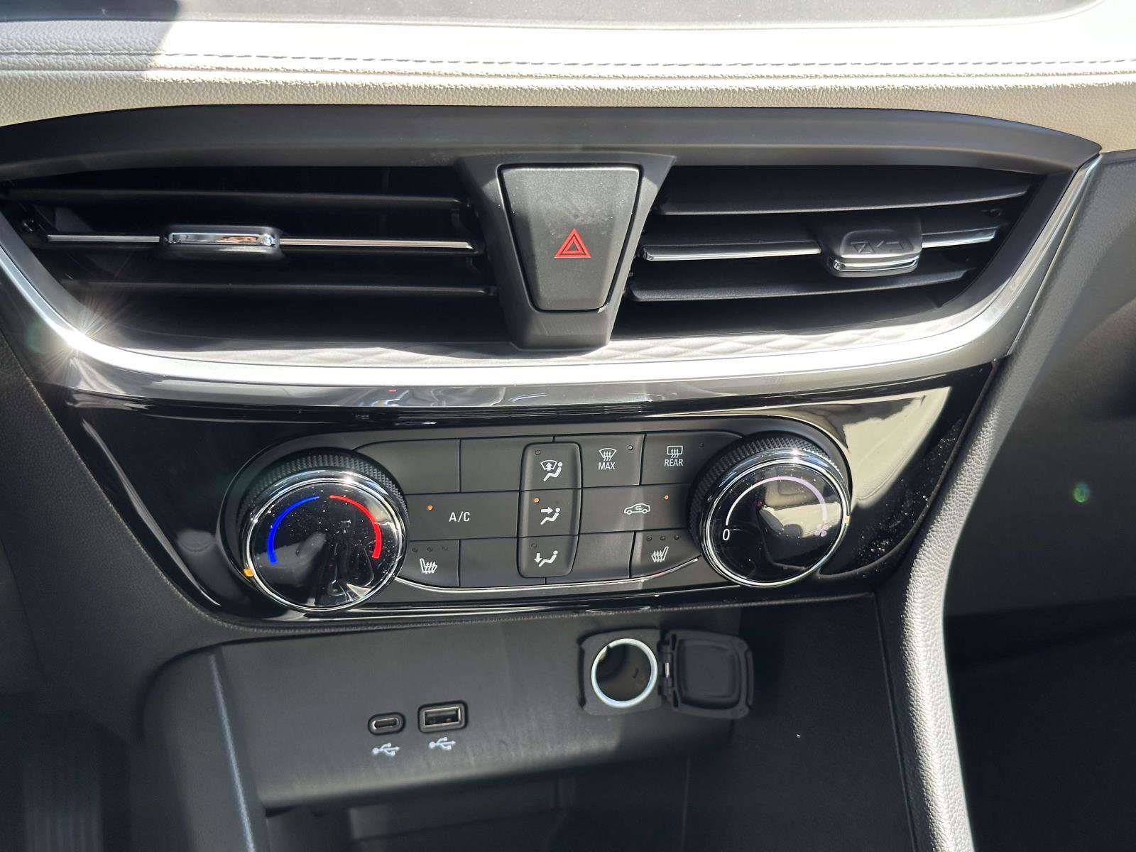 New 2026 Buick Encore GX Sport Touring w/ Comfort Package image 5