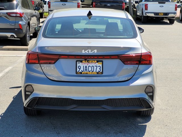 Used 2023 Kia Forte LXS w/ LXS Technology Package image 5