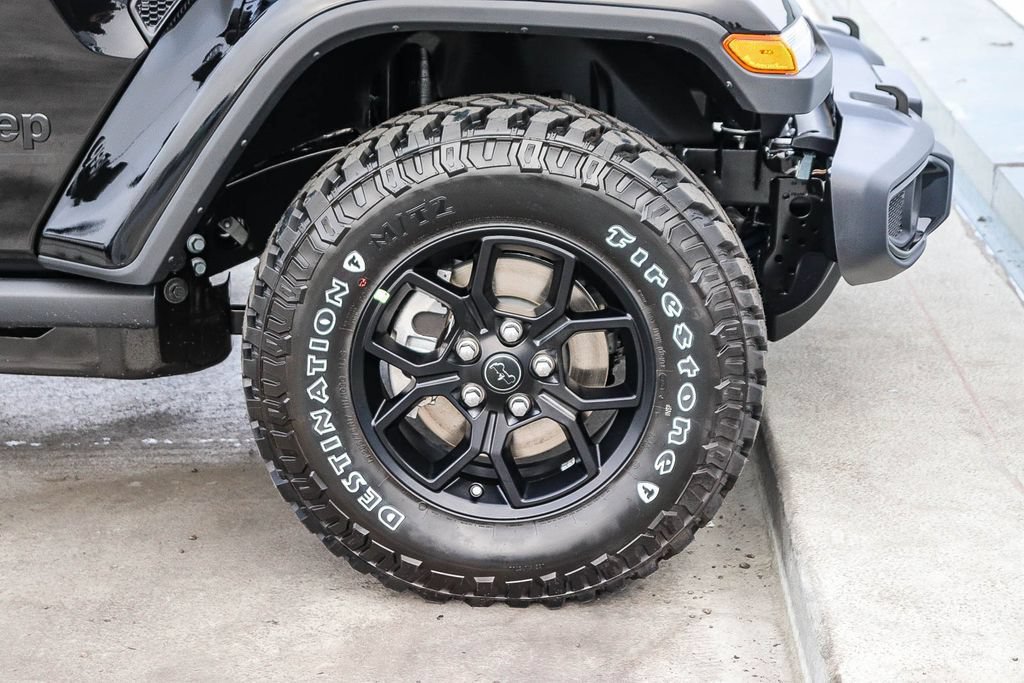 New 2026 Jeep Gladiator Sport AWD/4WD image 11