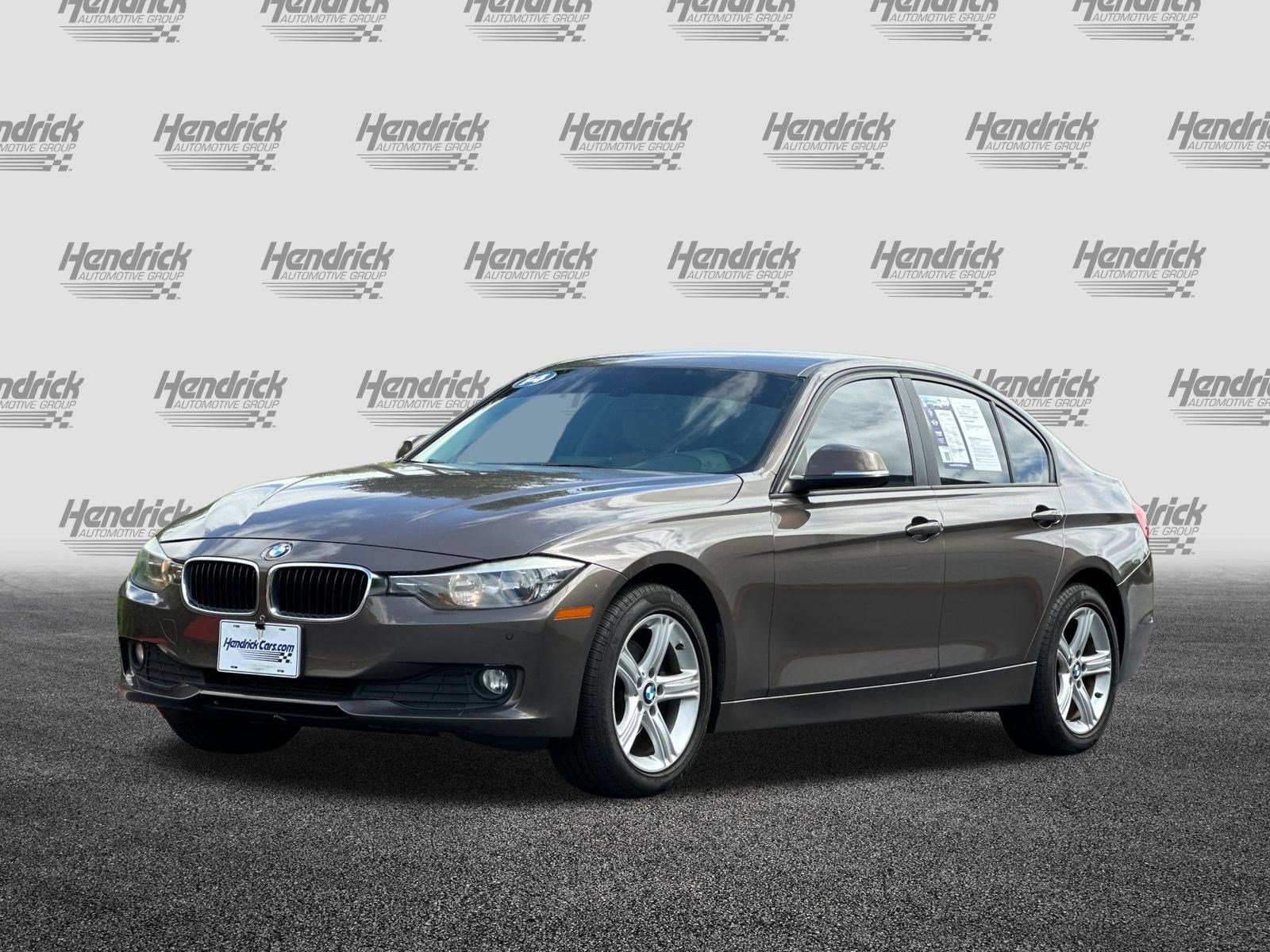 Used 2014 BMW 320i Sedan image 9