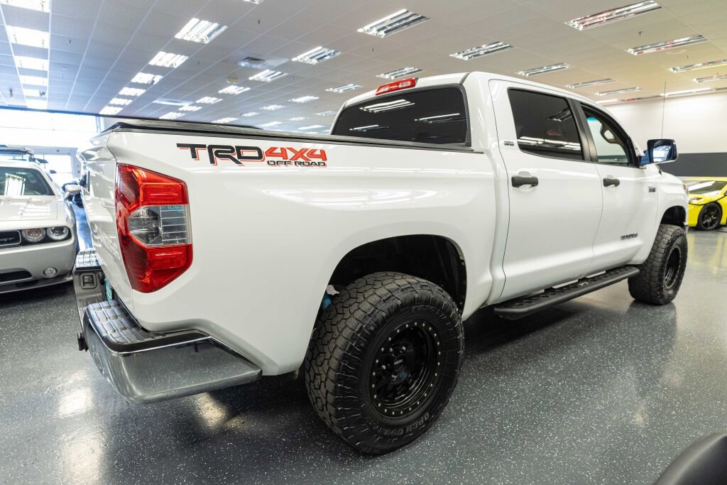 Used 2014 Toyota Tundra SR5 w/ TRD Off Road Package AWD/4WD image 5