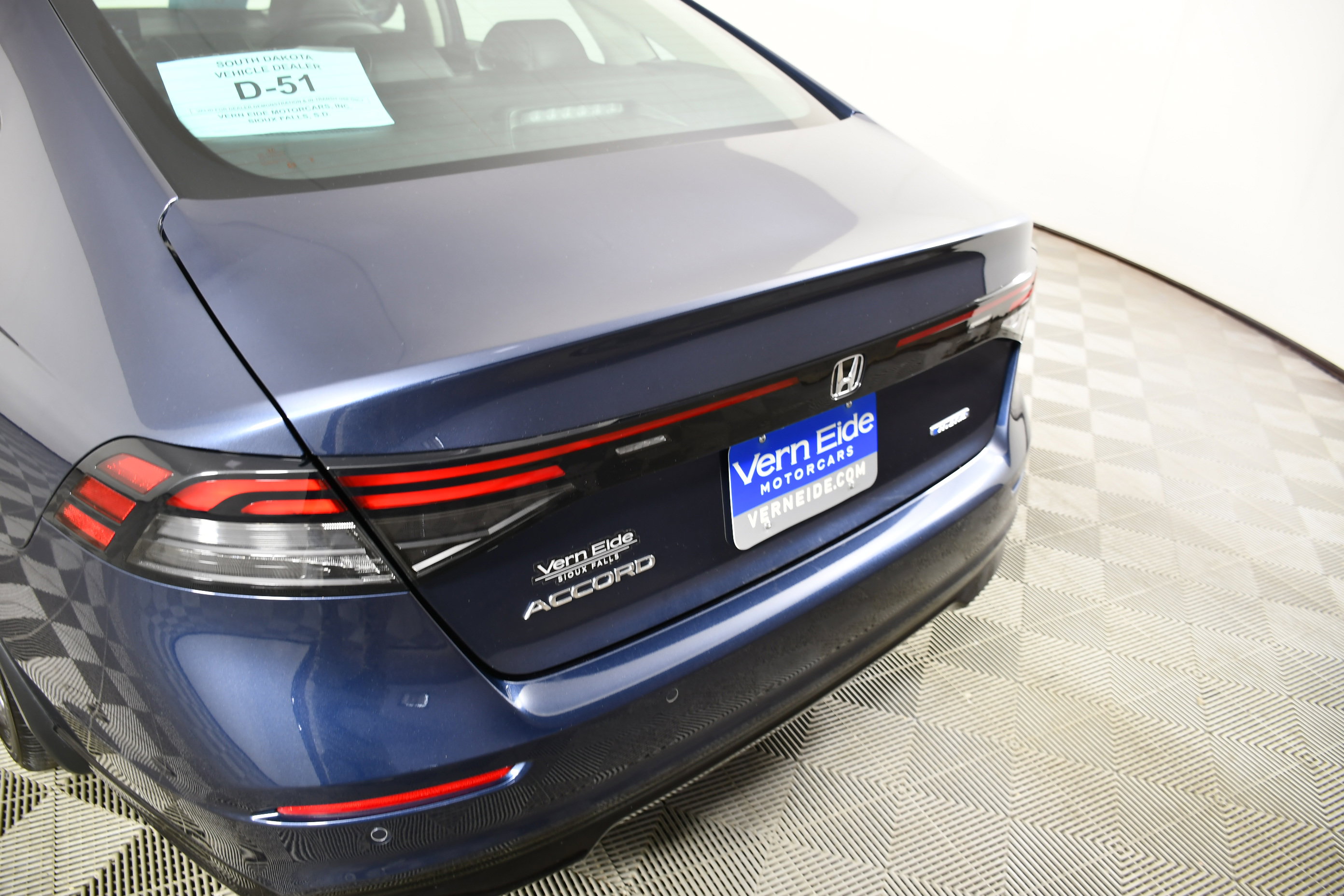 Certified 2025 Honda Accord EX-L image 15