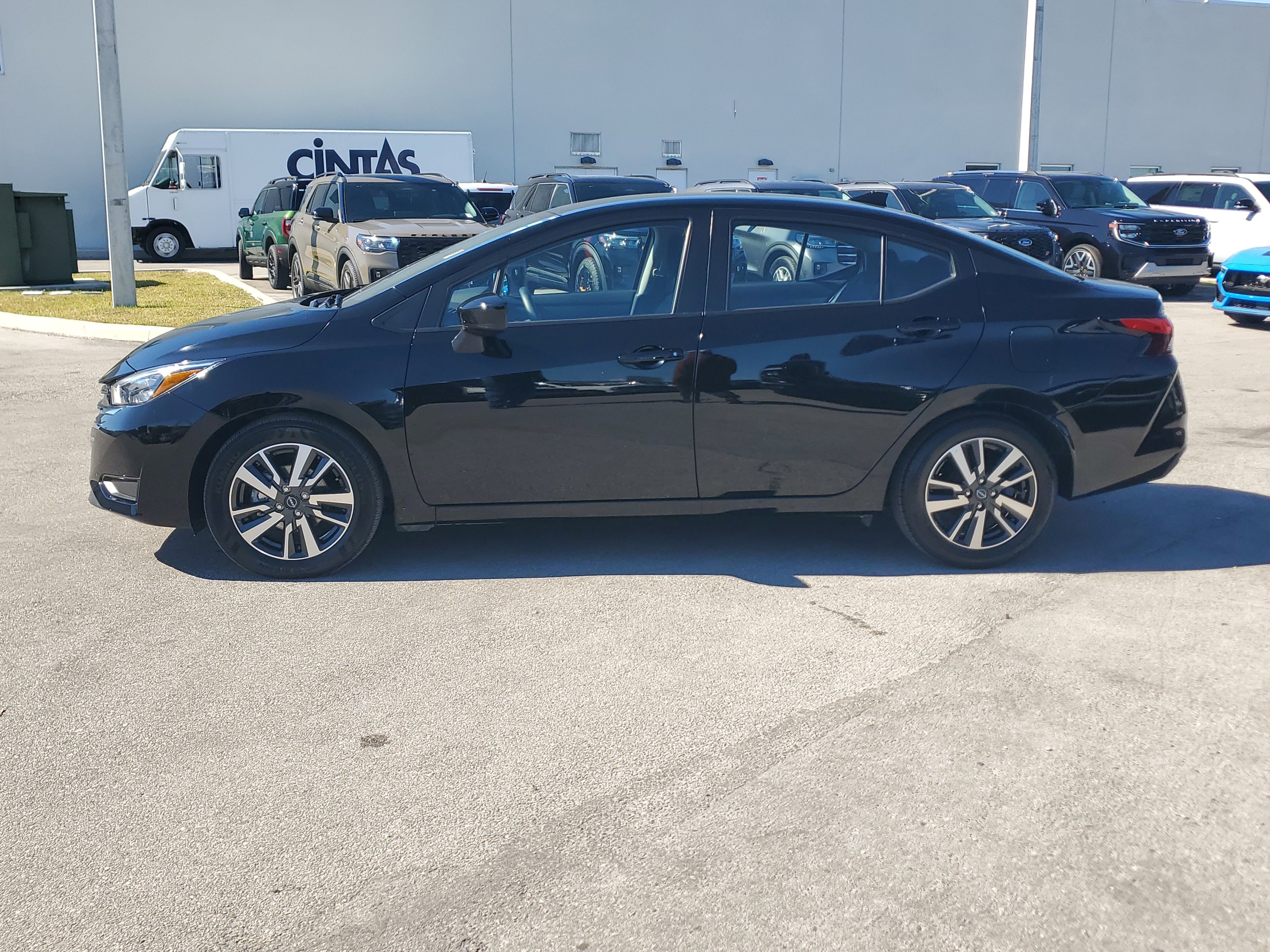 Certified 2025 Nissan Versa SV image 8