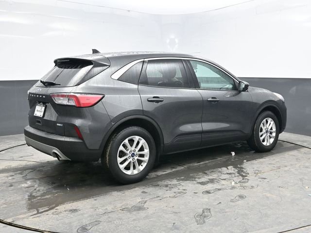 Used 2020 Ford Escape SE image 7