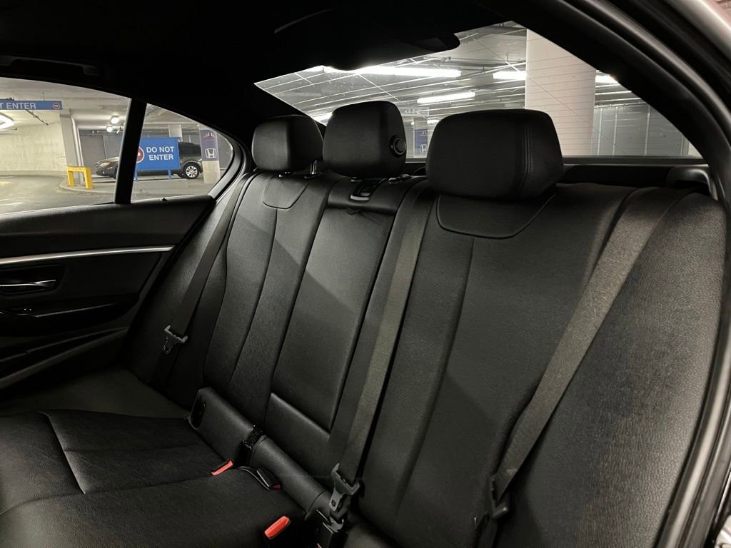 Used 2018 BMW 330i Sedan image 21