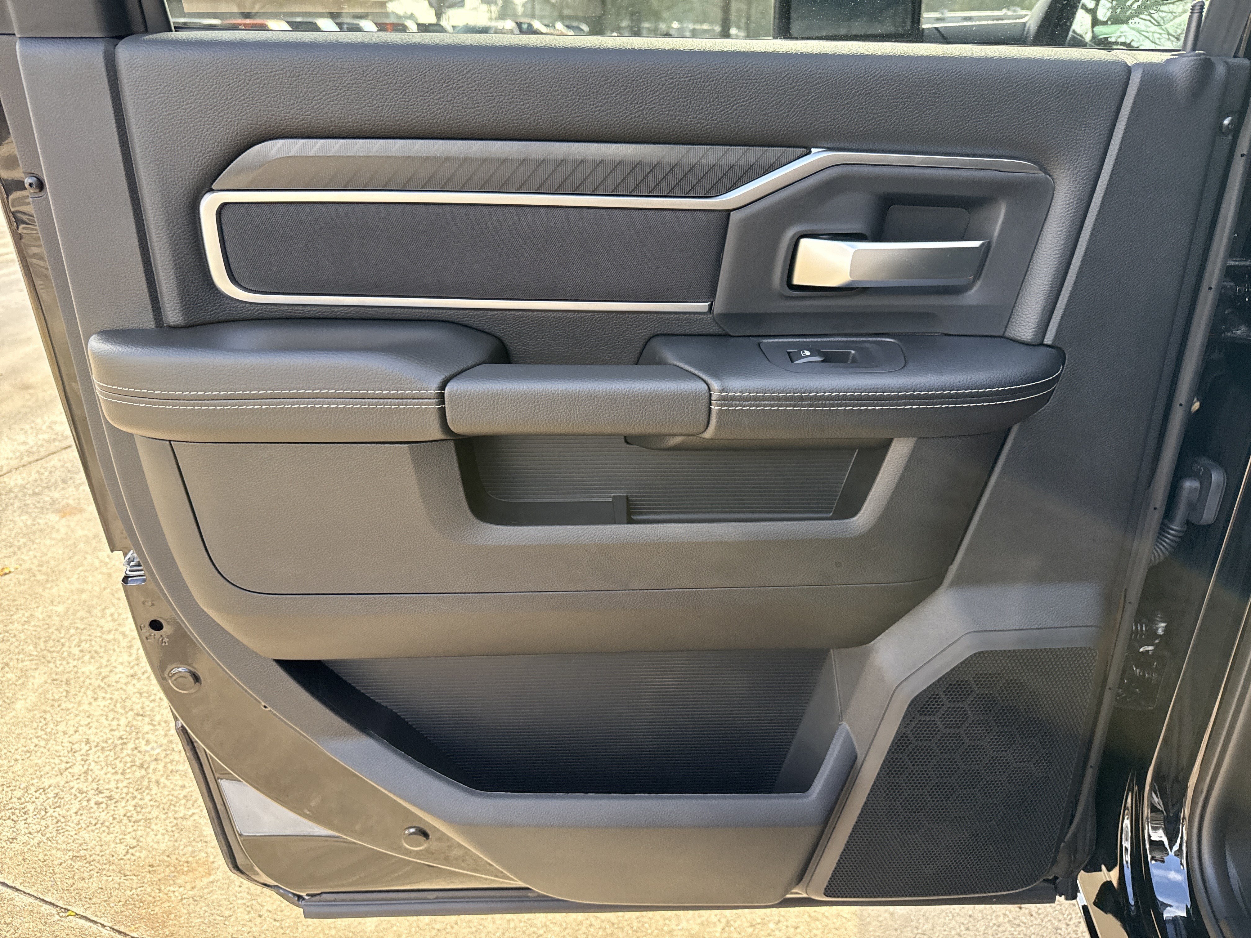New 2026 RAM 3500 Big Horn AWD/4WD image 26
