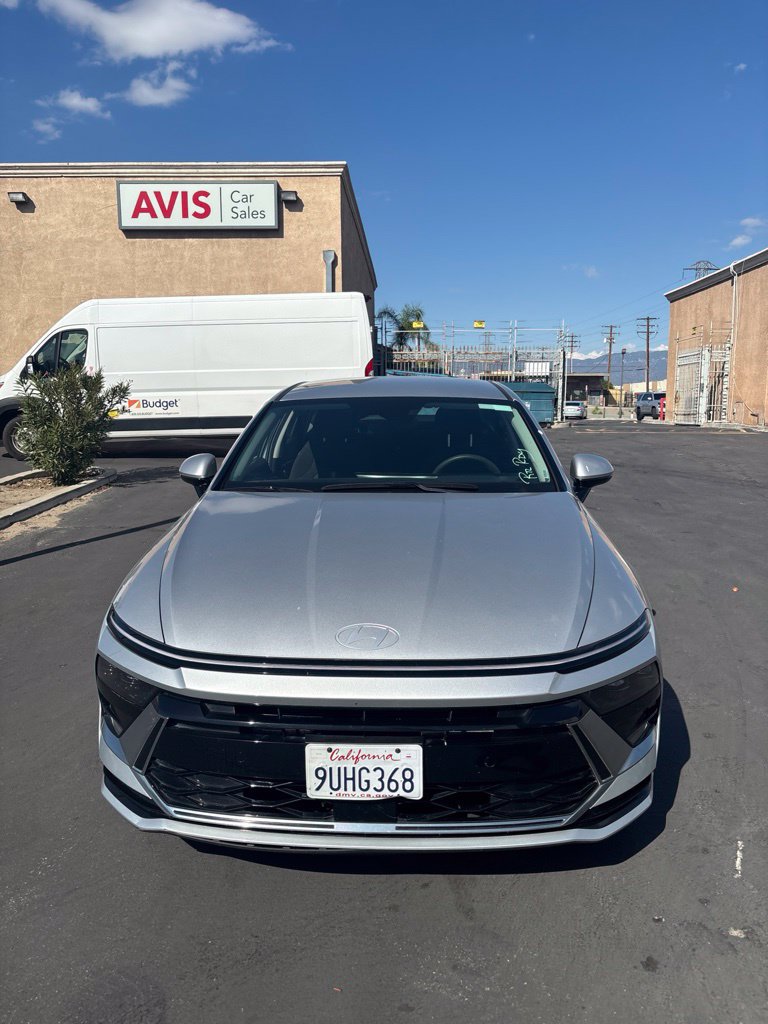 Used 2025 Hyundai Sonata SEL FWD image 2
