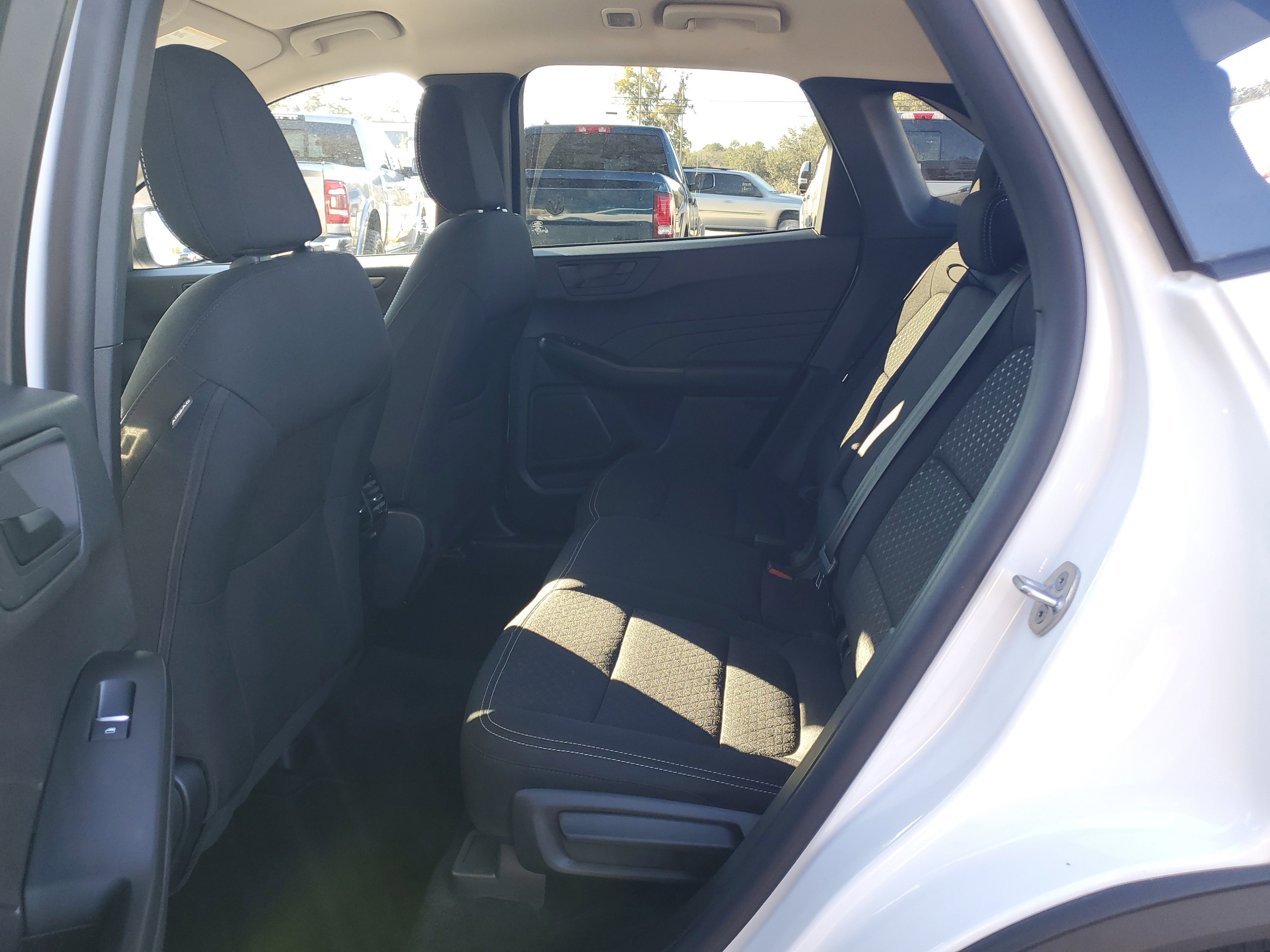 Used 2025 Ford Escape Active image 23