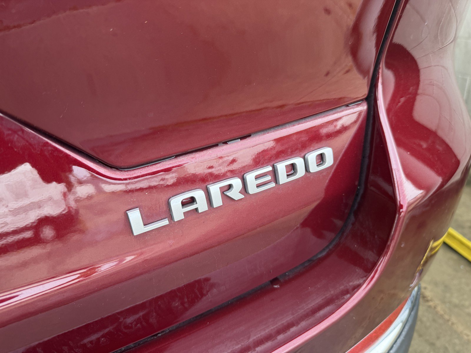 Used 2025 Jeep Grand Cherokee Laredo X w/ Luxury Tech Group I AWD/4WD image 30