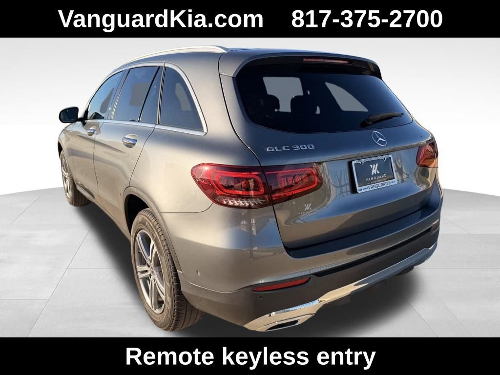 Used 2021 Mercedes-Benz GLC 300 w/ Premium Package image 2