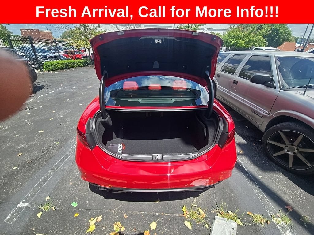 Used 2022 Alfa Romeo Giulia Veloce AWD/4WD image 32