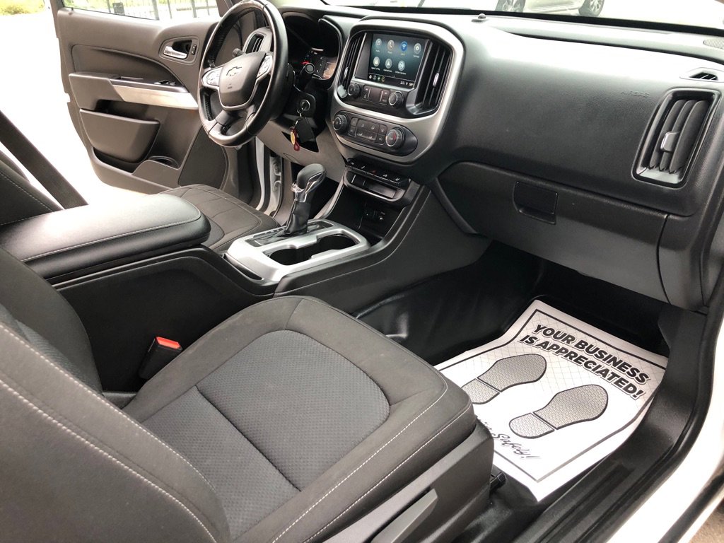 Used 2022 Chevrolet Colorado LT w/ Fleet Safety Package image 17