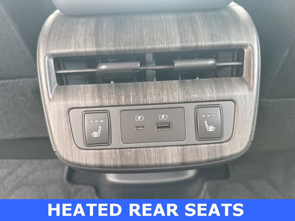 Used 2023 Nissan Ariya FWD image 43