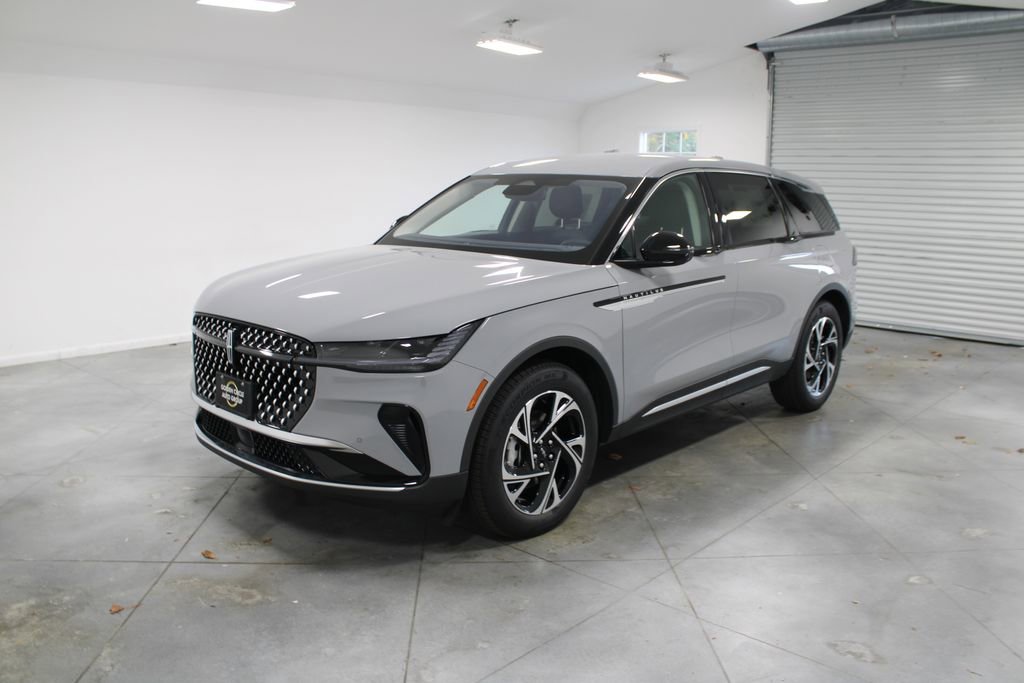 New 2026 Lincoln Nautilus Premier image 3