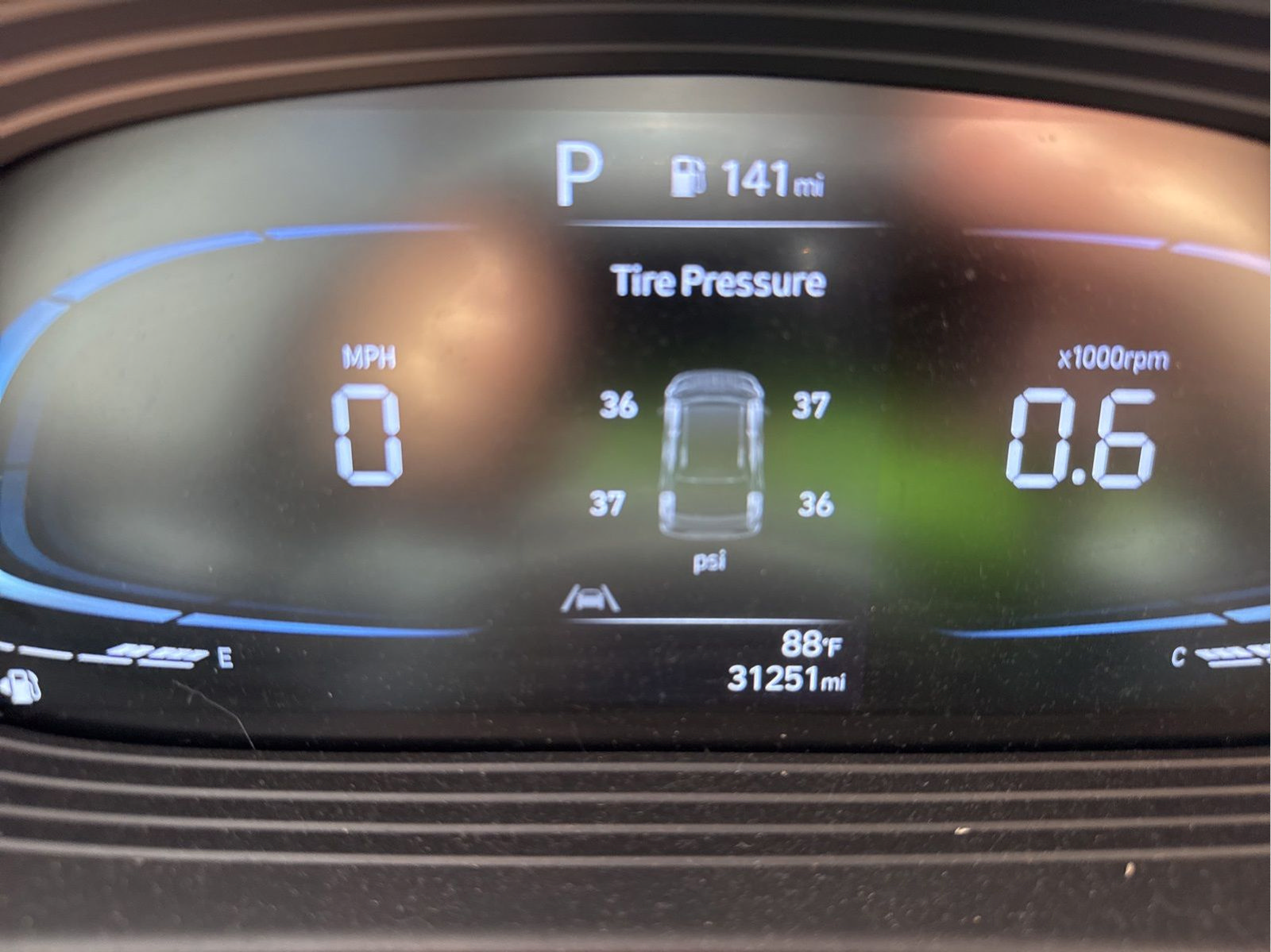 Used 2023 Hyundai Venue Limited FWD image 29