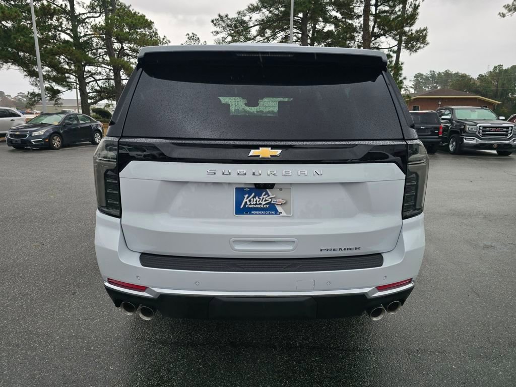New 2026 Chevrolet Suburban Premier image 4