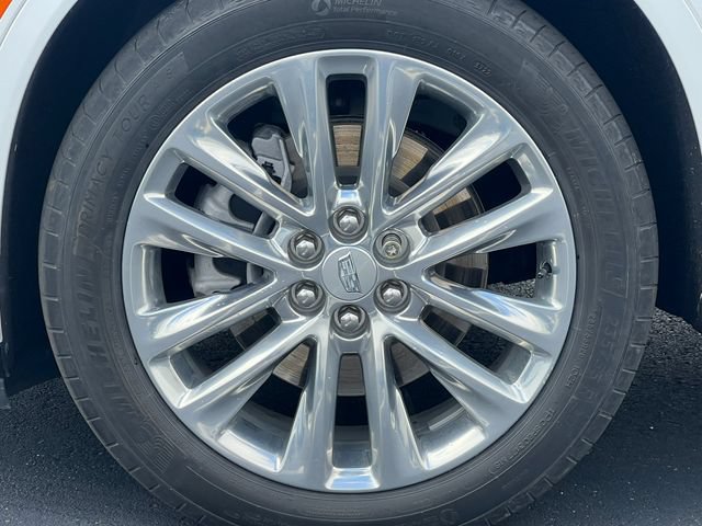 Used 2023 Cadillac XT6 Premium Luxury AWD/4WD image 7
