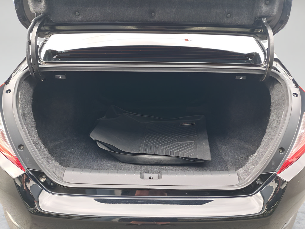 Used 2017 Honda Civic EX-L image 19