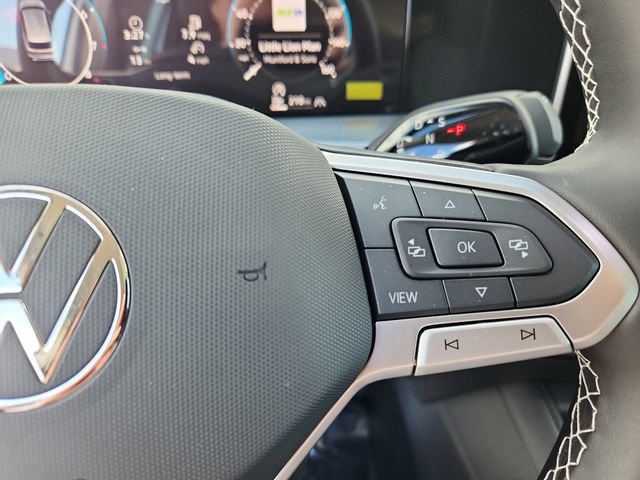 New 2026 Volkswagen Tiguan SE image 12