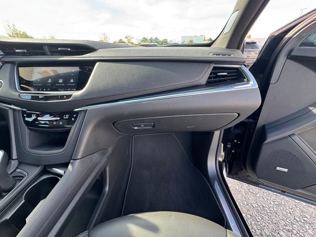 Used 2025 Cadillac XT5 Premium Luxury image 22