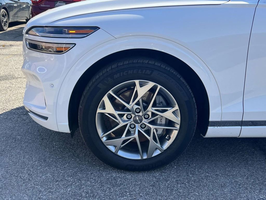 Used 2023 Genesis GV70 2.5T w/ Advanced Package image 10