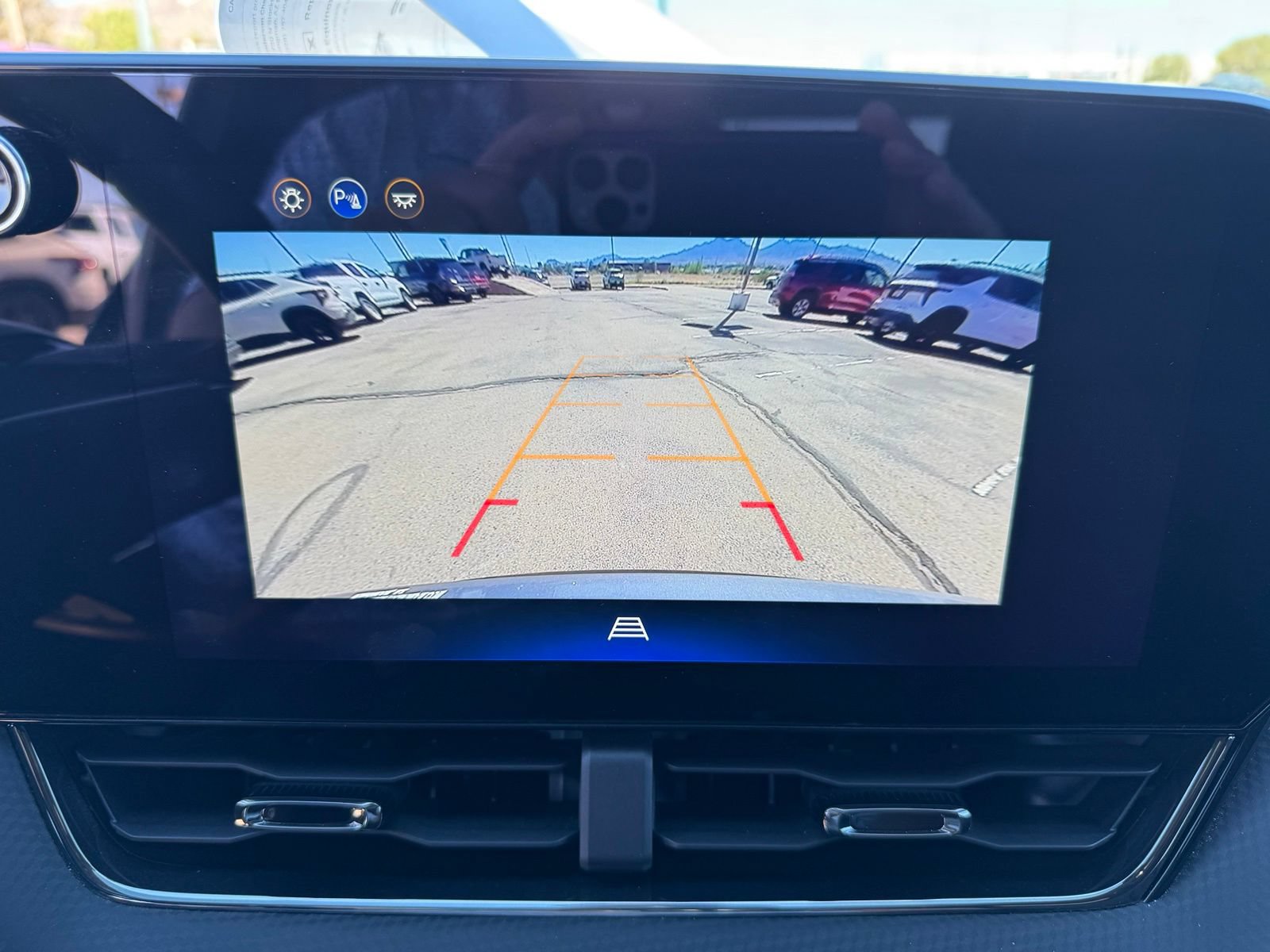 Used 2025 Chevrolet Equinox RS w/ Convenience Package III AWD/4WD image 23