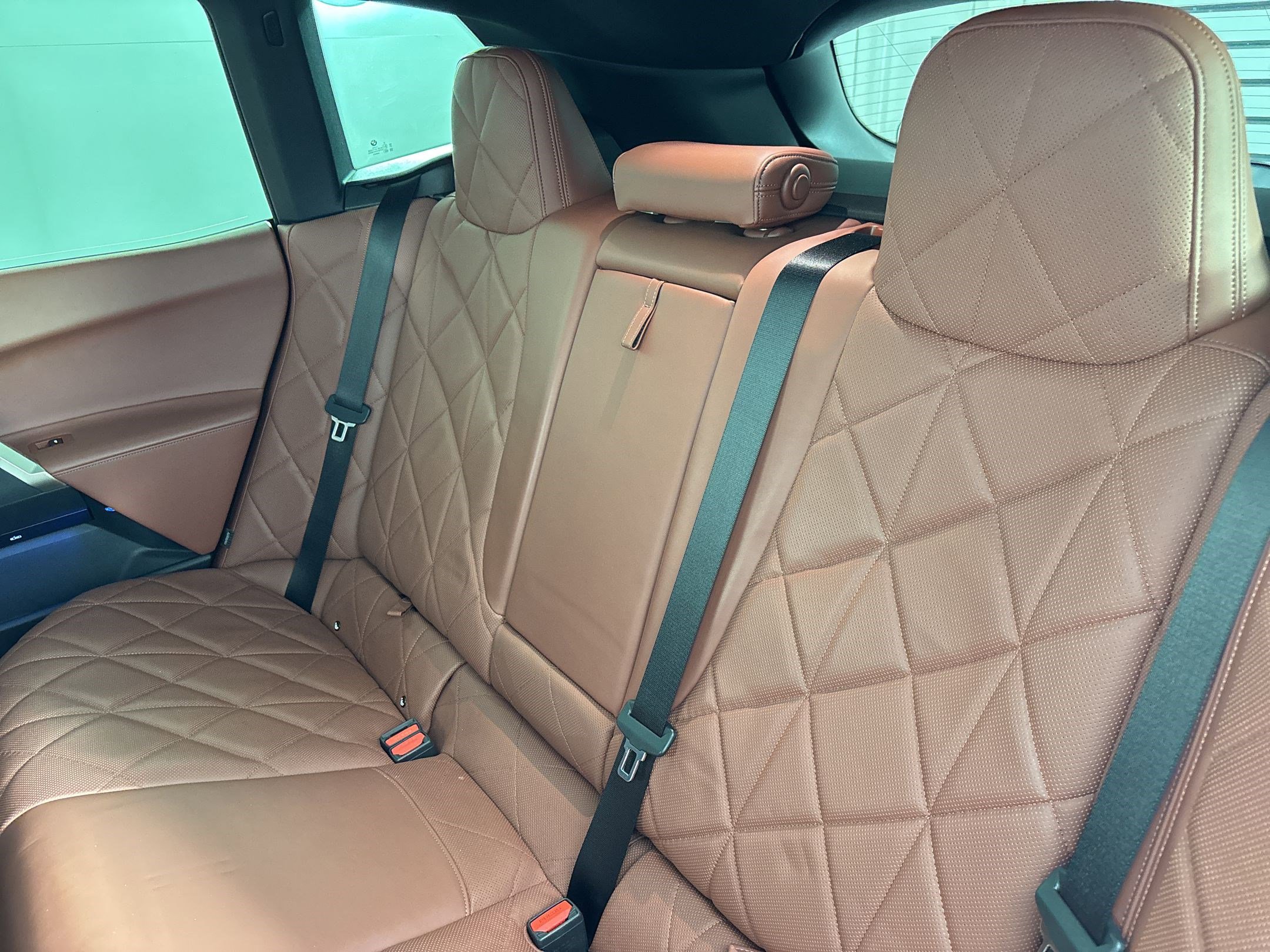 Certified 2023 BMW iX xDrive50 w/ Sport Package AWD/4WD image 27