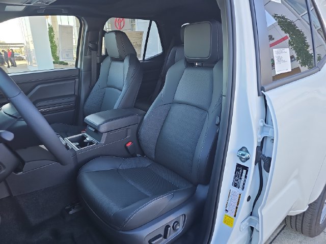 New 2026 Toyota 4Runner TRD Sport Premium AWD/4WD image 9