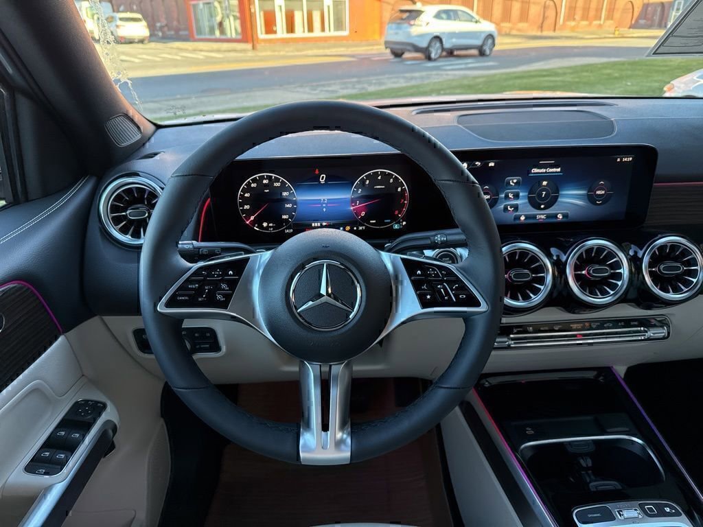 Certified 2026 Mercedes-Benz GLB 250 4MATIC image 24