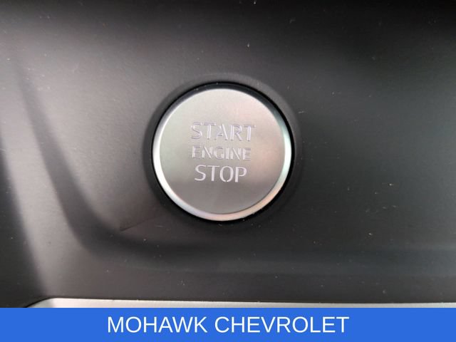 Used 2020 Audi Q3 2.0T Premium w/ Convenience Package AWD/4WD image 16