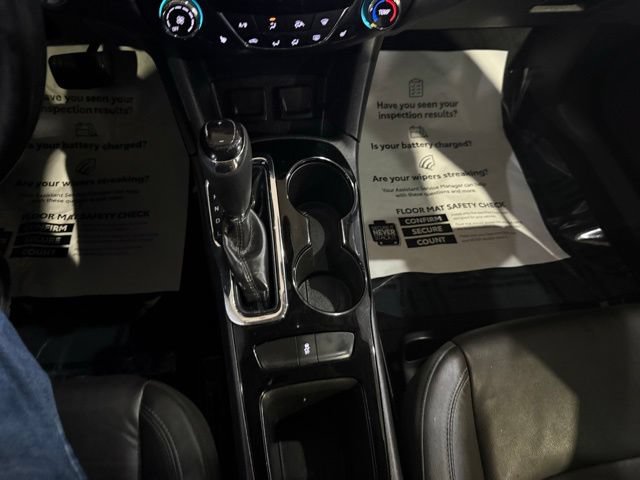 Used 2018 Chevrolet Cruze Premier FWD image 21