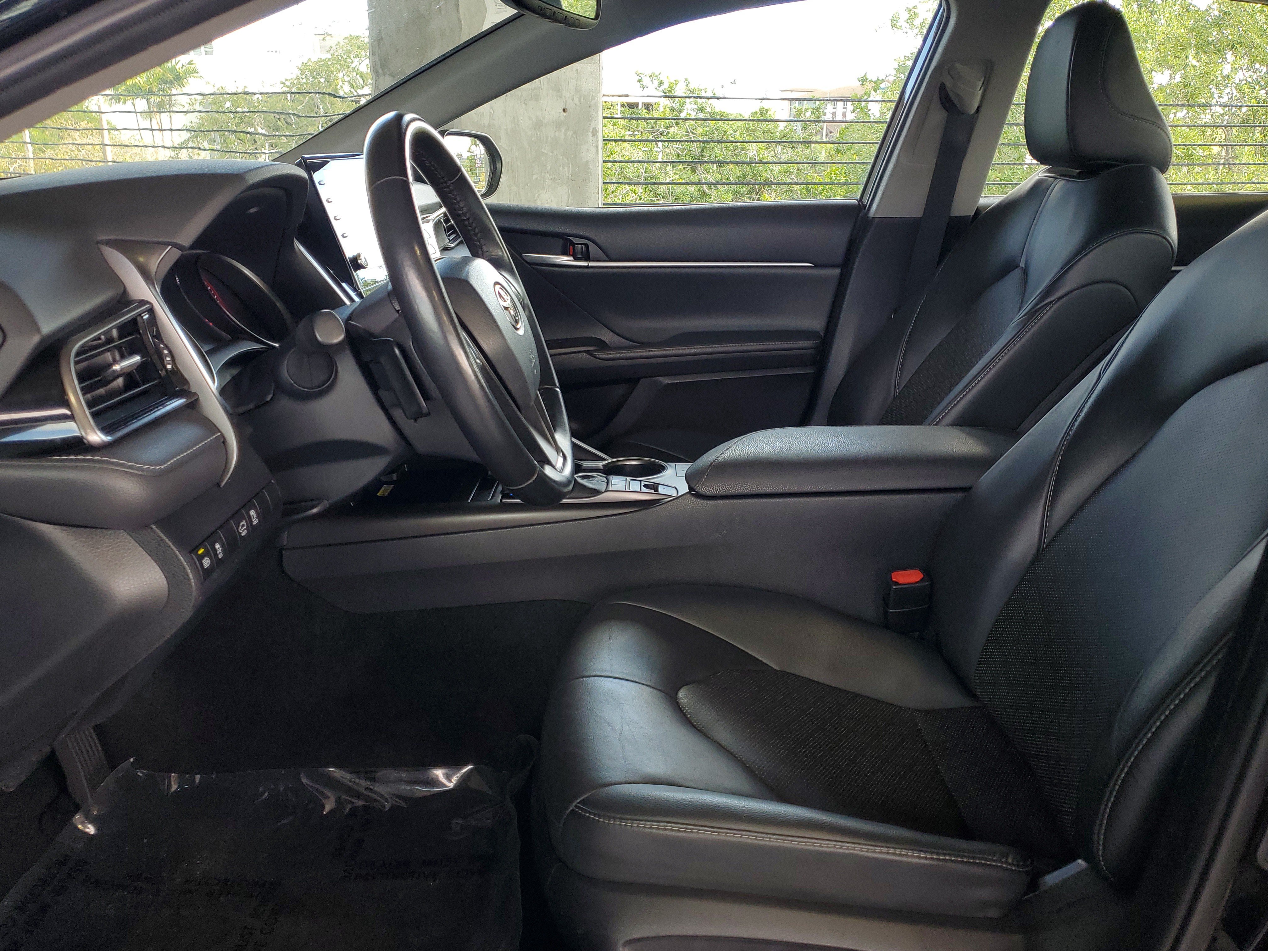 Used 2023 Toyota Camry XSE FWD image 17
