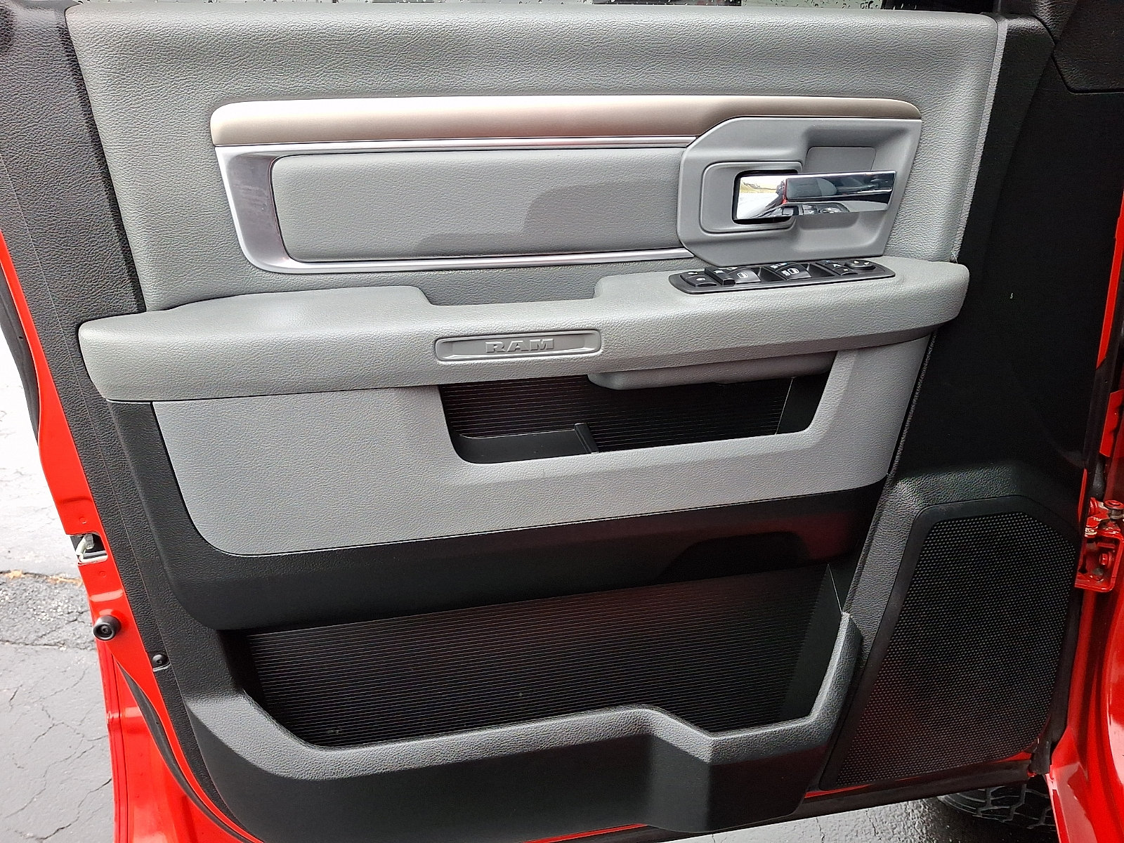 Used 2017 RAM 1500 Big Horn AWD/4WD image 12