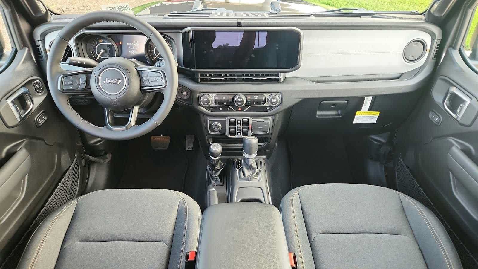 Used 2026 Jeep Wrangler Unlimited Sport AWD/4WD image 25