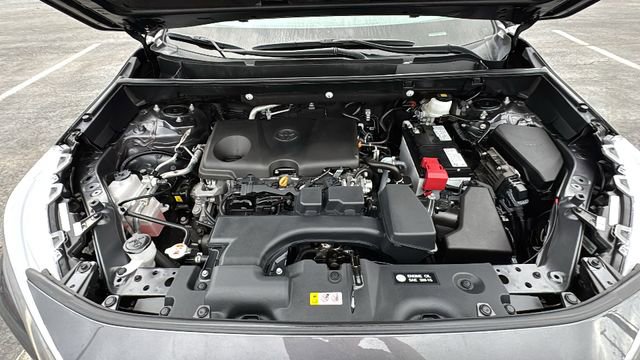 Used 2024 Toyota RAV4 LE image 38